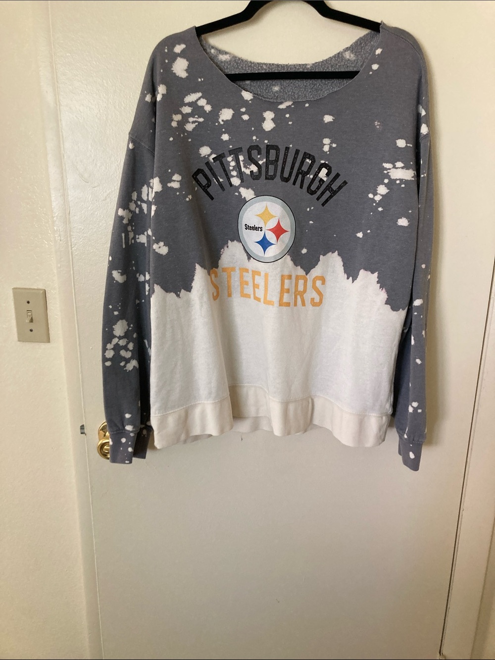 Gray & White Bleached Crew Neck Sweatshirt